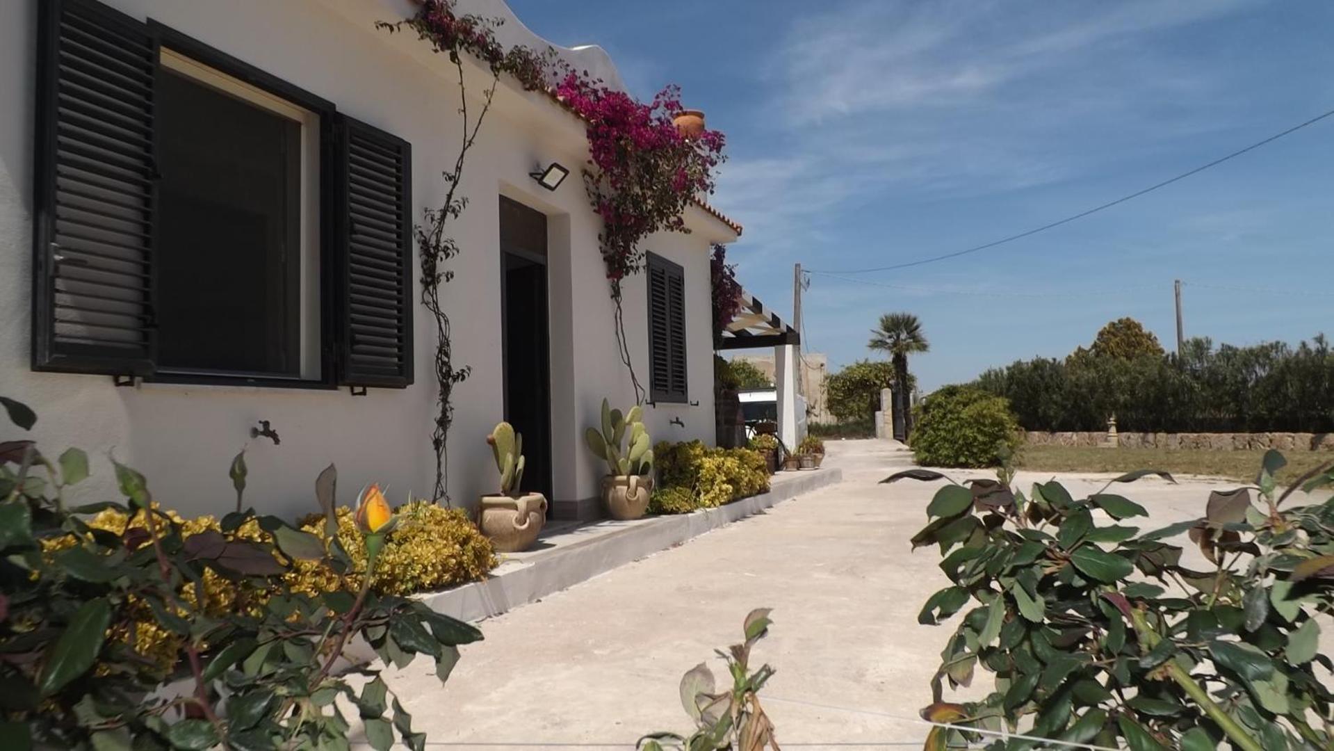 Beb Nonno Baffo Bed and Breakfast Avola Εξωτερικό φωτογραφία